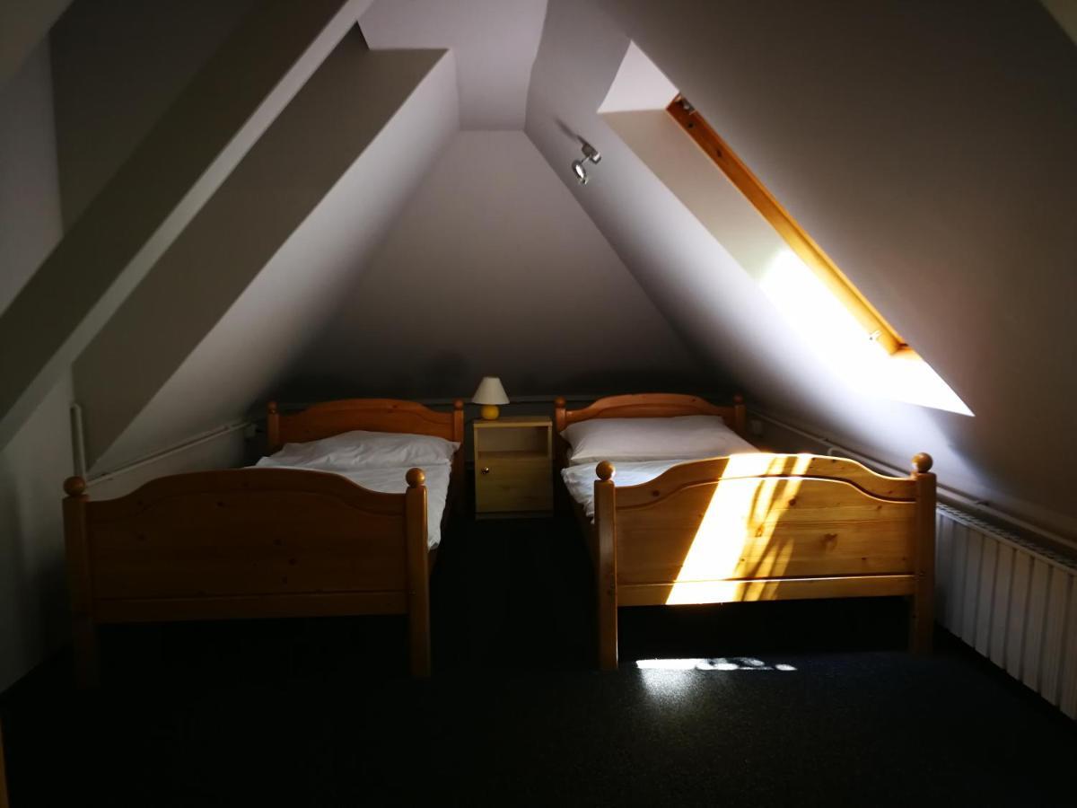 Tornyos Panzio Es Etterem Hotel มาตราฟูเรด ภายนอก รูปภาพ